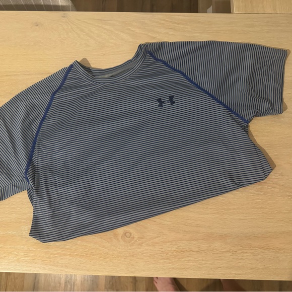 Under Armor Running Shirt - Picture 3 of 3